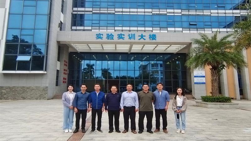 首先，对电子元件进行盘点，确保库存数据的准确性。盘点时，需注意以下几点：